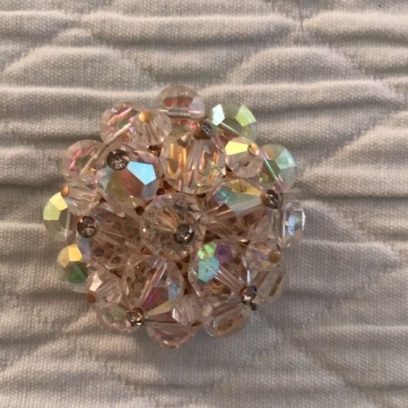 Set of 5 Clear Faceted Clip On Earring and 1 Brooch Pin - Picture 10 of 13